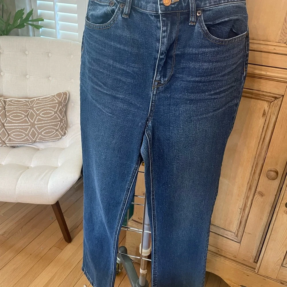 J Crew Billie Demi boot cut. Size 29. Dark wash distress on front only. - Picture 3 of 10